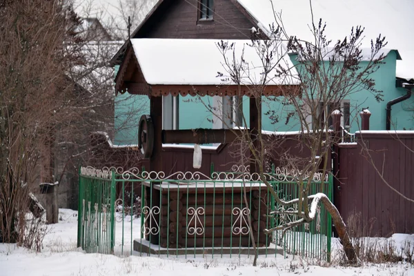 Brunnar i vinterträdgården — Stockfoto