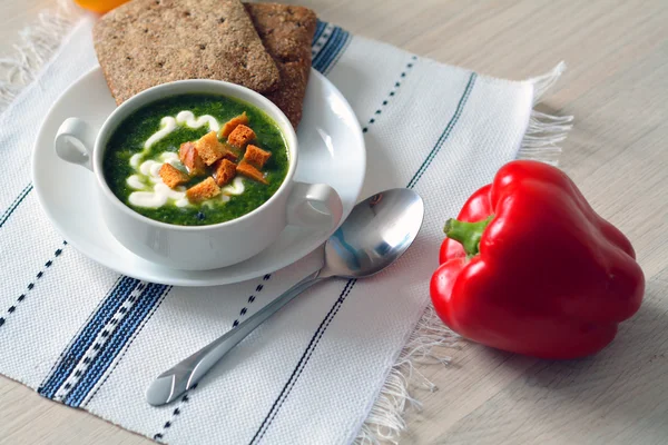 Zeleninové polévky v misce — Stock fotografie