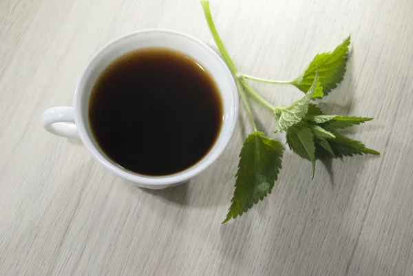 Herbal tea with nettle — Stock Photo, Image