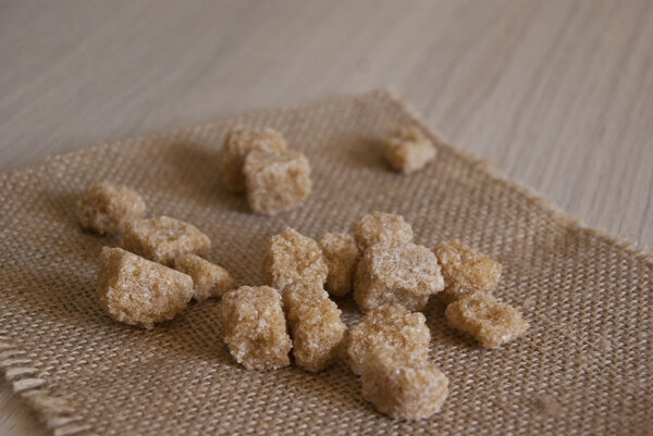 demerara сахар на столе
