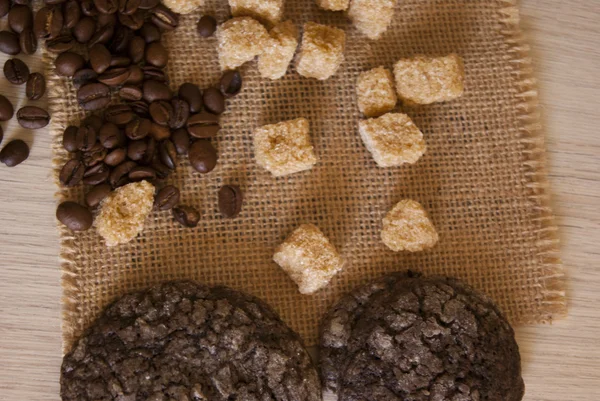Cookies, coffee and beans — Stock Photo, Image