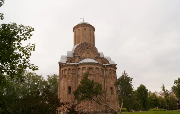 Пятницкая церковь в Чернигове — стоковое фото