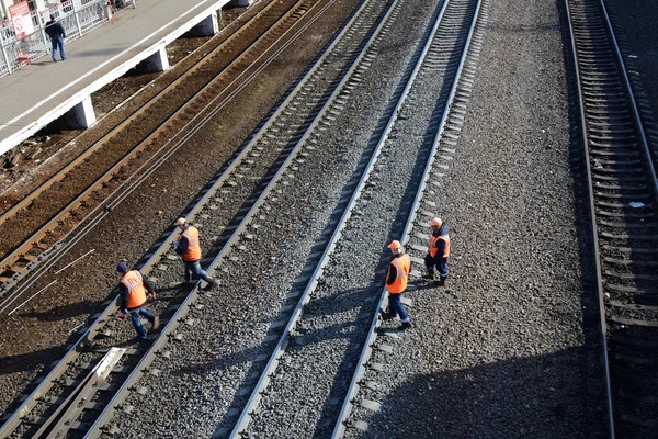 Podolsk, Rusya Federasyonu - 13 Nisan, 20015: Demiryolu işçileri