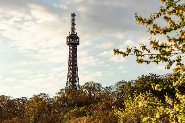 Prag Tschechien Mai 2021 Blick Auf Den Aussichtsturm Petrin Aus — Stockfoto