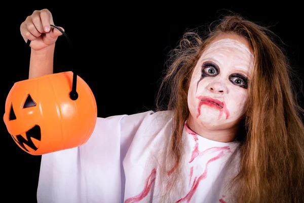 Teen flicka i kostym på zombie. begreppet död på halloween p — Stockfoto