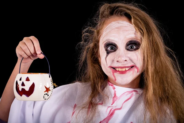 Ragazza adolescente in costume zombie. Concetto di morte su festa di Halloween — Foto Stock