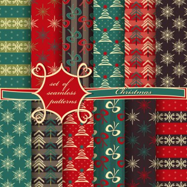 Dekoratif Noel ağaçları, soyut desenler, kar taneleri, yıldızlar. Kusursuz Noel çizimleri seti. 