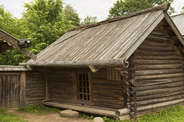 Russische houten architectuur. — Stockfoto