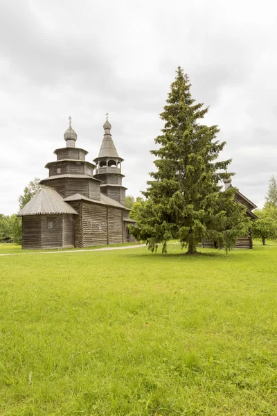 Russian wooden architecture. — Stock Photo, Image
