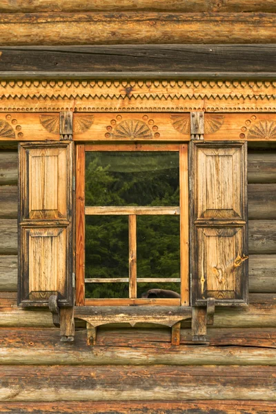 Ρώσικης αρχιτεκτονικής ξύλινα. — Φωτογραφία Αρχείου