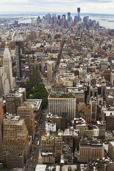 New York şehrinin çatı görünümü. — Stok fotoğraf