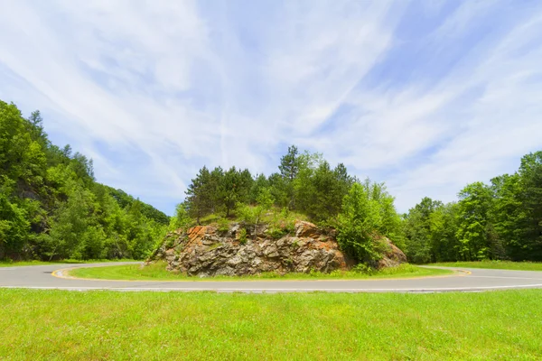 Verharde weg. — Stockfoto