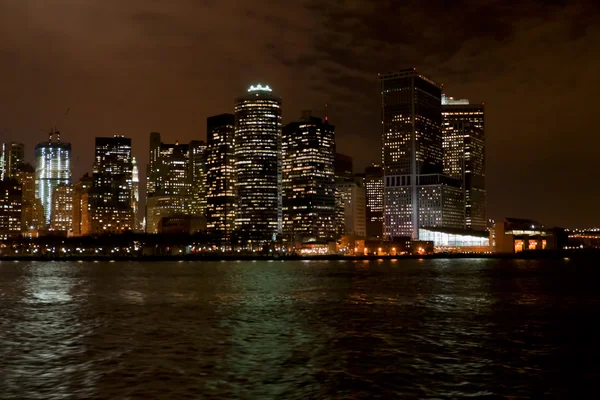 Vistas noturnas da cidade de Nova York — Fotografia de Stock