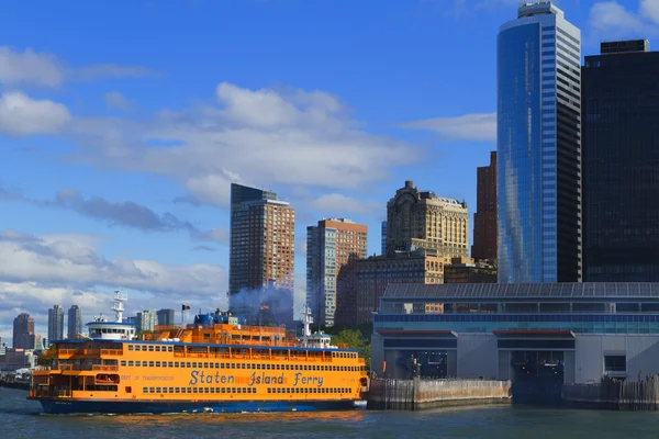纽约城，美国的意见。史泰登岛渡轮. — 图库照片