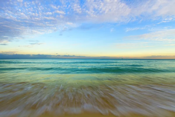 加勒比海滩日落. — 图库照片