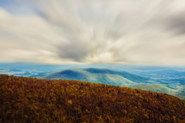 Hornatá krajina. — Stock fotografie