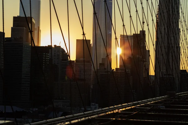 New York City bij zonsondergang. — Stockfoto