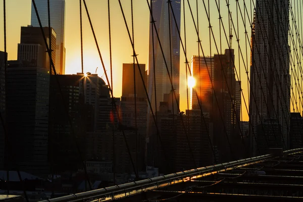 New York City bij zonsondergang. — Stockfoto