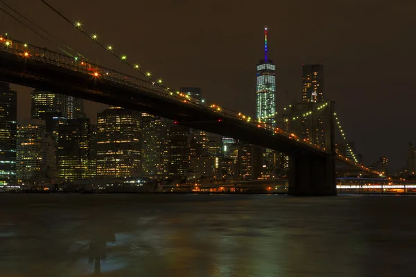 New York stad på natten. — Stockfoto