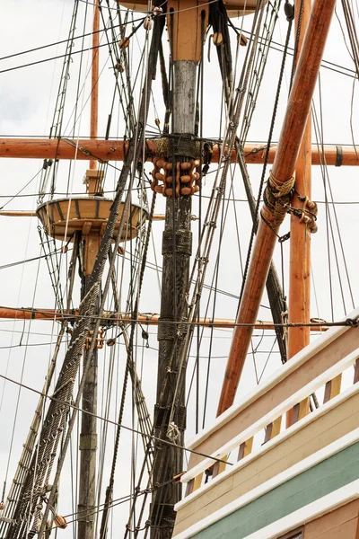 Aparejo en el barco alto . — Foto de Stock