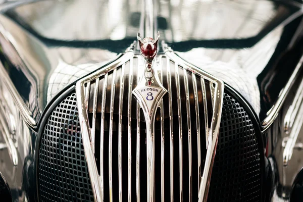 Old classic car. — Stock Photo, Image