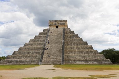 Chichen Itza Maya Harabeleri