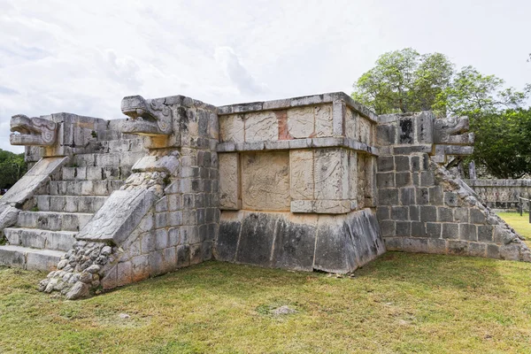 Chichen Itza ซากปรักหักพังมายัน — ภาพถ่ายสต็อก