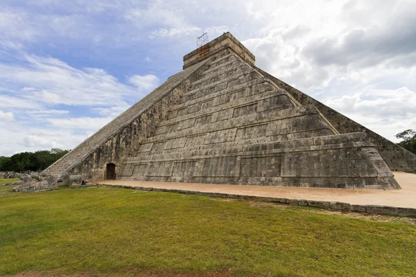 Chichen Itza Mayan ruins — Stock Photo, Image