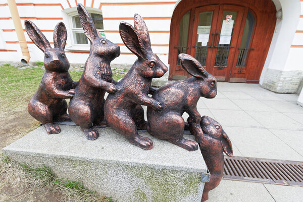 Bronze sculpture with hares