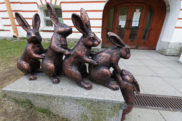 Bronze sculpture with hares