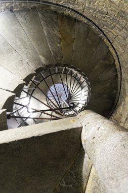 Katedral içinde merdiven.