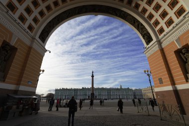 Alexander sütun üzerinde Palace Square