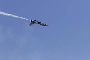 Hava Kuvvetleri Thunderbirds takım stunts gerçekleştirmek