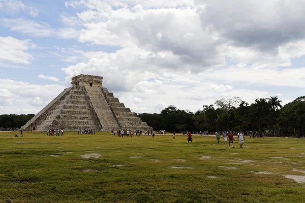 Chichen Itza Mayan ruins in Mexico — Stock Photo, Image