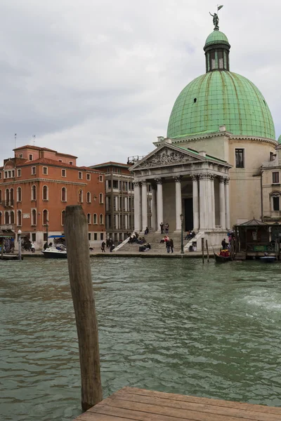 Vistas a la calle de Venecia en Italia — Foto de Stock