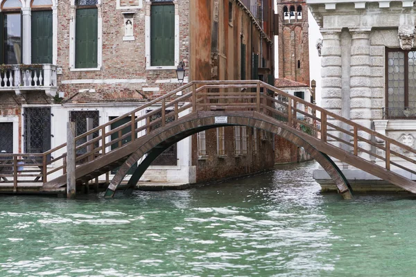 Vistas a la calle de Venecia en Italia — Foto de Stock