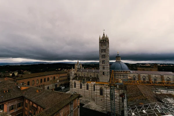 Vista de la azotea de Siena en Italia — Foto de Stock