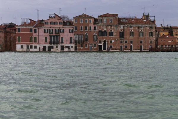 Gatan utsikt över Venedig i Italien — Stockfoto