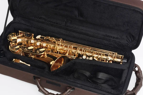 Saxofone em caso aberto — Fotografia de Stock