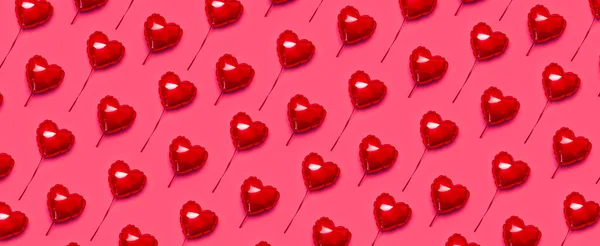 Vzor Červeného Balónu Tvaru Srdce Růžovém Pozadí Horní Pohled Plochý — Stock fotografie