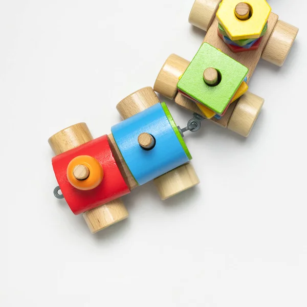 Деревянный Поезд Цветными Блоками Белом Фоне Дети Игрушки Натурального Дерева — стоковое фото