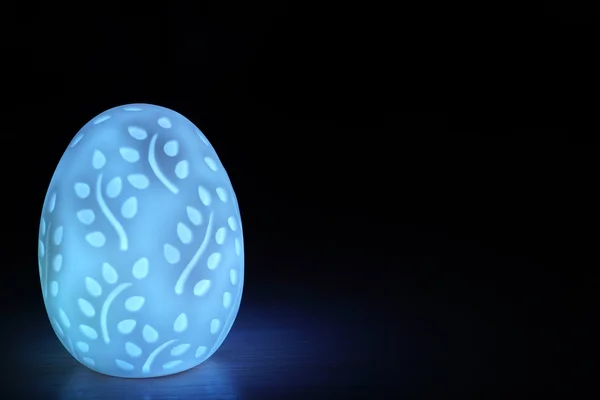 Parlayan Paskalya yumurta yakın çekim — Stok fotoğraf