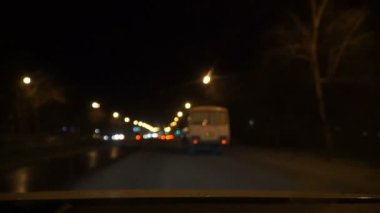 gece araba şehir gezisi