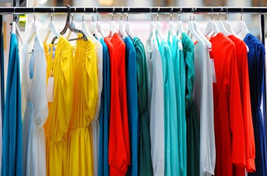 Güzel düğün veya elbiseler Akşam 