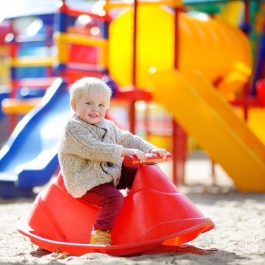 Yürümeye başlayan Çocuk Bahçesi