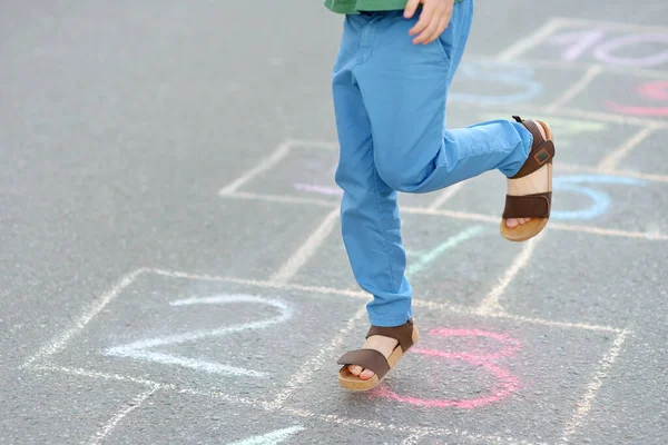 Little Boy Legs Hopscotch Drawn Asphalt Child Playing Hopscotch Game — Stock Photo, Image