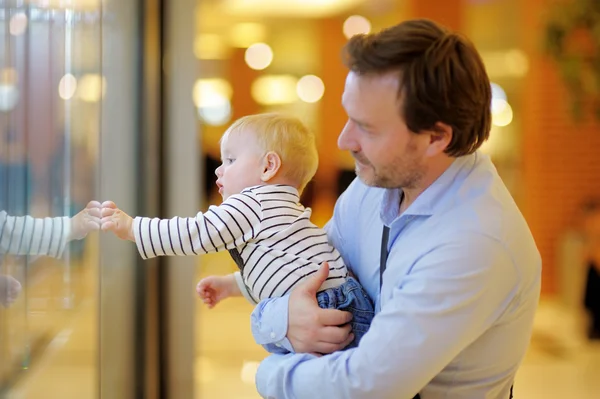 Father and his little son — Stock Photo, Image