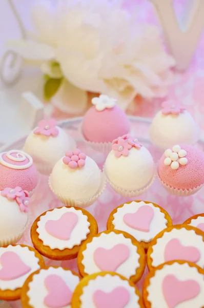 Conjunto de mesa de casamento rosa e branco — Fotografia de Stock