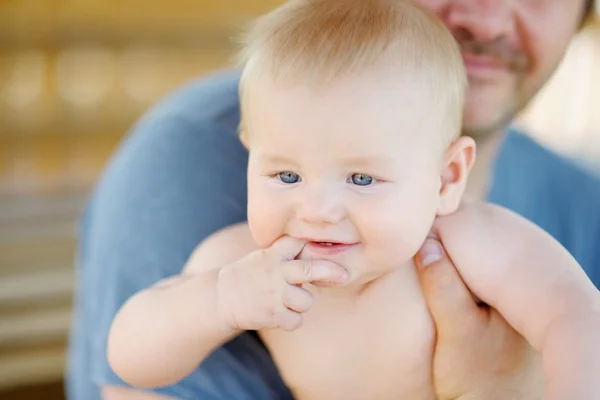 Father and his little baby — Stock Photo, Image