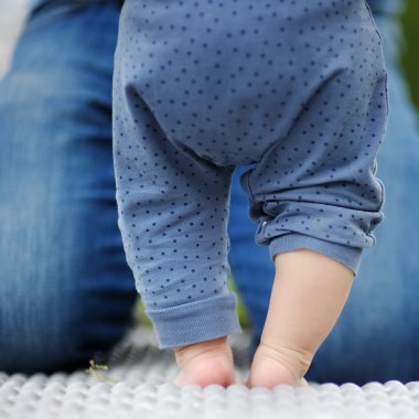 Biraz durmak öğrenme bebeğim 